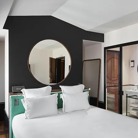 Hotel Le Roch & Paris