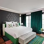 Le Roch & Hotel Paris