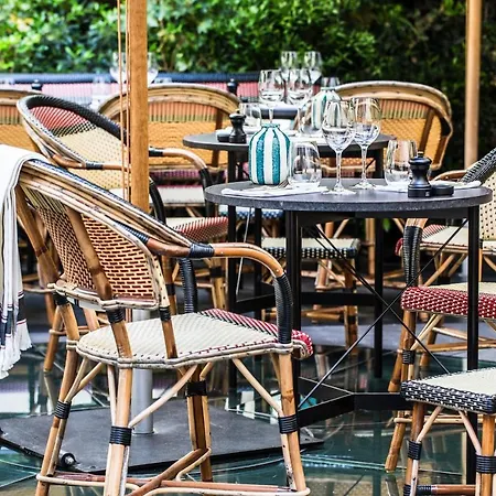 Hotel Le Roch & Parigi