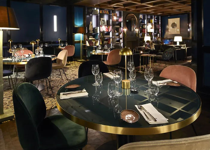 Hotel Le Roch & Parigi