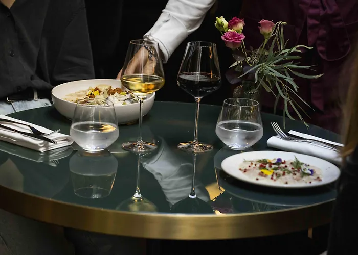 Hotel Le Roch & Parigi