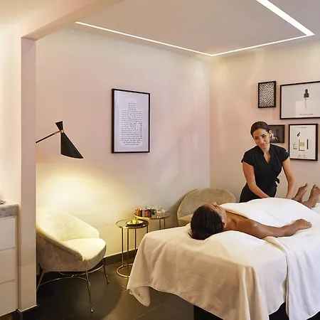 Le Roch Hotel&spa 5*